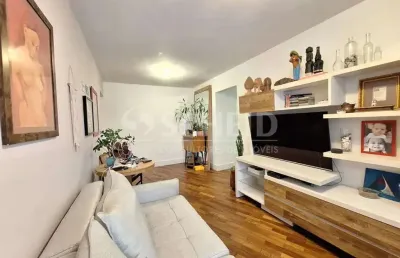 Apartamento a venda ,3 quartos sendo 1 suíte, 2 banheiros  e 2 vagas na garagem