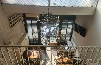Casa coml, locaçao, 2 pavimentos, 3 banheiros, com mobilia e utensilios, vila olimpia