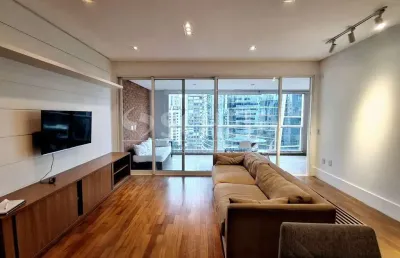Apartamento para locação no itaim bibi com 90m², 2 dormitórios (2 suítes) e 2 vagas