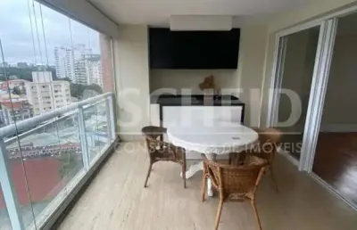 Apartamento para locação - 220m2, 3 suítes e 3 vagas
