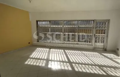 Casa com 3 quartos para alugar na Rua General Roberto Alves de Carvalho Filho, --, Santo Amaro, São Paulo