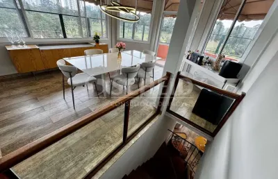 Cobertura duplex reformada no condomínio villas de são paulo no jardim marajoara