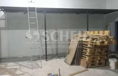 Ótimo galpão, com 271m de terreno, 155m de área construida, proximo de ponto de onibus, escolas, gra