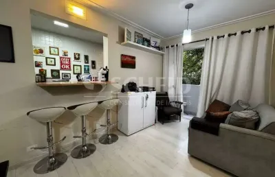 Apartamento com 2 dormitórios e vaga fixa em condominio clube