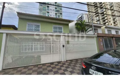 Casa linda e pronta para morar e trabalhar ? 4 dorms, suíte térrea, quintal e metrô próximo!