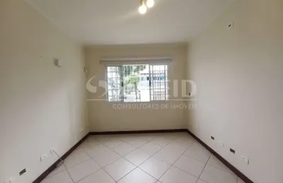 Sobrado de 242m² á venda com 3 quartos e 3 vagas na vila santa catarina