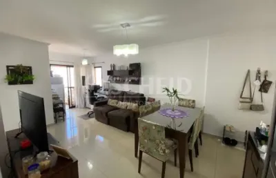 Venda apartamento impecável 02 dormitórios com suíte, ar condicionado, 02 vagas!