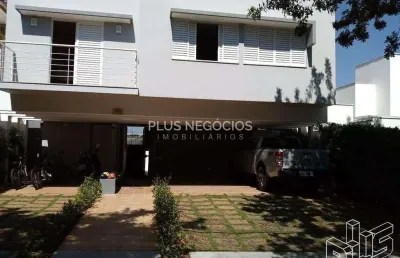 Casa à venda no condomínio lago boa vista - elegância, conforto e vista privilegiada em um dos melh