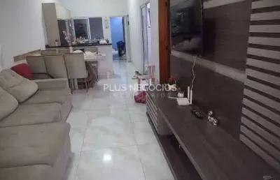 Casa à venda, jcasa de 3 dormitórios com suíte e área gourmet em condomínio de alto padrão - permut