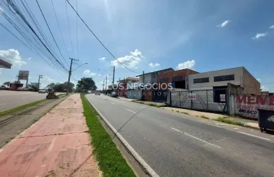 Armazém/barracão comercial com 180m² de área útil, 4 vagas de garagem e excelente localização no ja