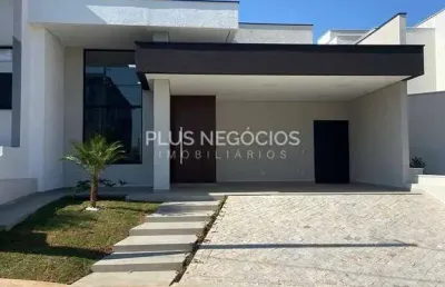 Desfrute de uma vida sofisticada nesta casa térrea com 3 suítes e área gourmet!