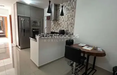Casa com 128,62m² de contrução e  excelente padrão de acabamento à venda em jardim piazza di roma-