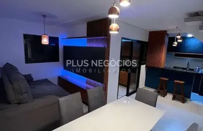 Duplex na rua do mercadão, mobiliado, porteira fechada, venha morar na melhor rua da cidade, ao lad