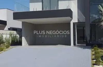 Casa à venda no alphaville nova esplanada 3: 115m², 4 suítes, piscina, área gourmet e localização p