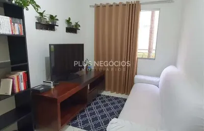 Apartamento térreo à venda – 1 dormitório, sala, cozinha ampla, condomínio com lazer completo e seg