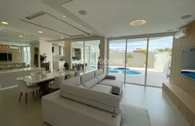 Sobrado de alto padrão no alphaville nova esplanada 3 – 5 suítes, piscina, acabamentos de luxo – es
