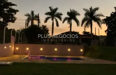 Chácara com piscina, campo, área gourmet e frutíferas em araçoiaba da serra – venda ou permuta por