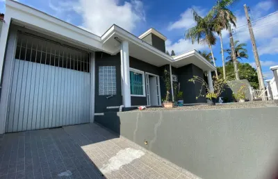 Casa com 4 quartos à venda na Rua Urânio, Profipo, Joinville