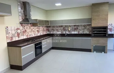 ** casa à venda no condomínio reserva rio cuiabá, com 03 quartos sendo 01 suíte, localizado no bair