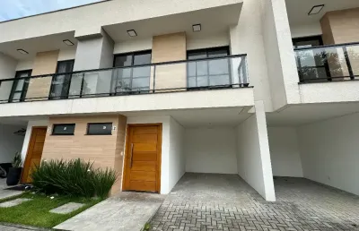 Oportunidade de sobrado novo, condomínio fechado no glória