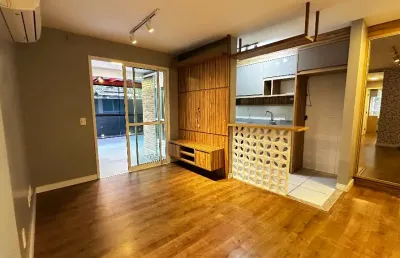 Lindo  giardino com 1 suíte mais 2 quartos à venda no bairro atiradores em joinville - sc