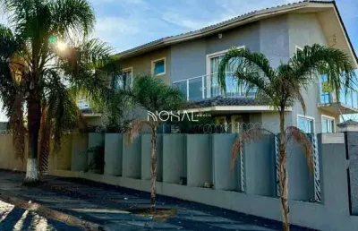 Casa a venda semi mobiliada com 4 quartos sendo 3 suítes no órfãs