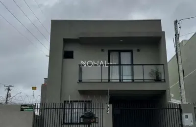 Casa semi mobiliada de esquina a venda com 3 quartos sendo 2 suítes no uvaranas