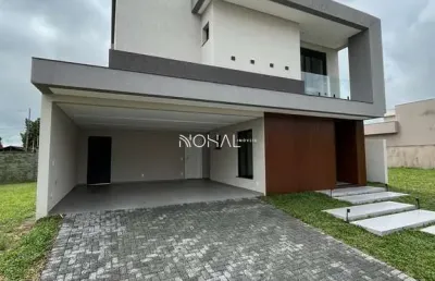 Residência a venda semi mobiliada com 3 suítes e piscina no condomínio alphavile