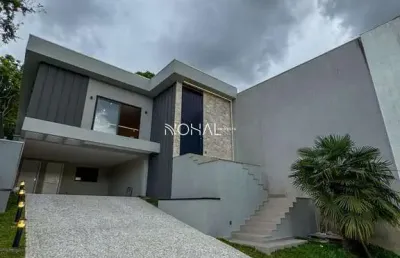 Casa linear a venda com 3 suítes no condominio fechado no parque dos ingleses