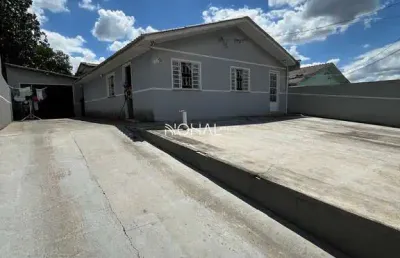 Casa térrea de 3 quartos, com móveis planejados, bairro neves, ponta grossa