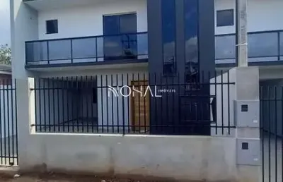 Sobrado a venda com 3 quartos sendo 1 suíte no jardim carvalho