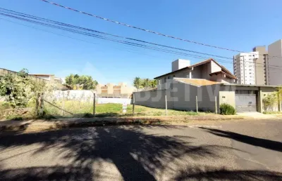 Terreno à venda no Morada da Colina, Uberlândia 