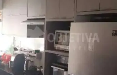 Ótima casa a venda no bairro novo mundo em uberlândia