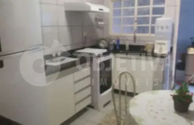 Ótima casa a venda no bairro cidade jardim em uberlândia
