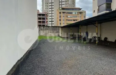 Terreno à venda no Martins, Uberlândia 