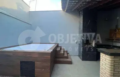 Casa com 3 quartos à venda no Alto Umuarama, Uberlândia 