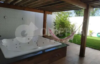 Belíssima casa no bairro jardim inconfidência em uberlândia