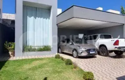 Casa à venda, 3 quartos, 1 suíte, 4 vagas, jardim botanico - uberlandia/mg