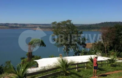 Linda chácara as margens da represa de nova ponte a 90 km de uberlândia