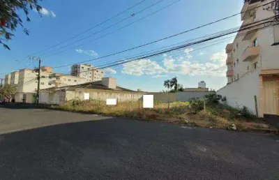 Terreno à venda no Santa Mônica, Uberlândia 