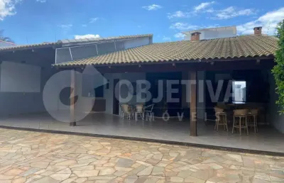 Espetacular casa de alto padrão recém reformada no bairro roosevelt - imperdível