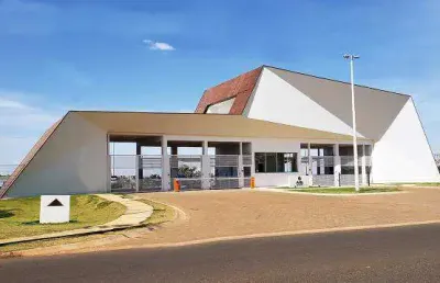 Terreno à venda em Laranjeiras, Uberlândia 
