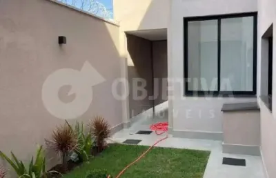 Excelente casa estilo sobrado a venda no bairro praça alto umuarama em uberlândia