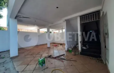 Casa para aluguel, 3 quartos, 2 suítes, 4 vagas, tibery - uberlandia/mg