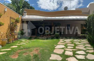 Excelente casa a venda no bairro jardim patrícia em uberlândia