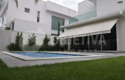 Sobrado espetacular no condomínio gávea paradiso em uberlândia: luxo, conforto e versatilidade em um único lugar