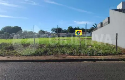 Terreno à venda no Santa Rosa, Uberlândia 