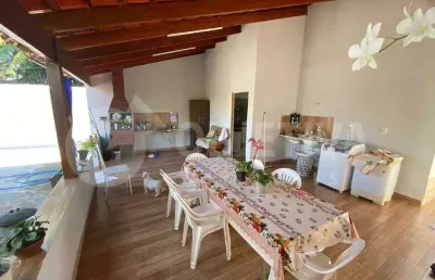 Casa à venda, 3 quartos, 5 vagas, laranjeiras - uberlandia/mg