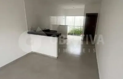 Casa em condomínio à venda, 2 quartos, 1 vaga, loteamento residencial pequis - uberlandia/mg