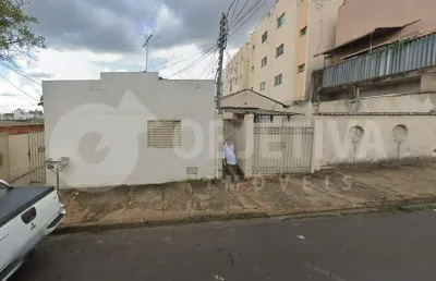 Terreno à venda no Centro, Uberlândia 